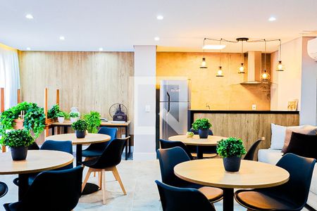 Apartamento para alugar com 45m², 2 quartos e sem vagaÁrea comum - Salão de festas