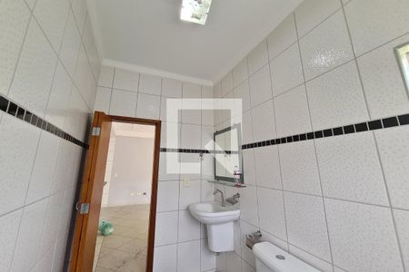Casa para alugar com 220m², 3 quartos e 2 vagasLavabo