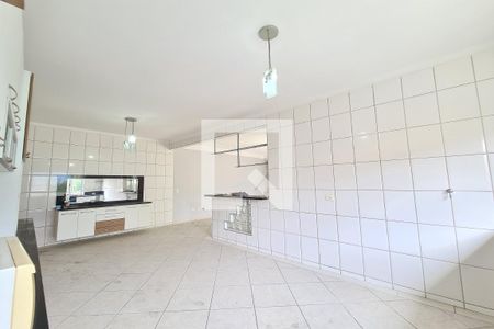 Casa para alugar com 220m², 3 quartos e 2 vagasCozinha