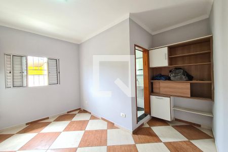 Casa para alugar com 220m², 3 quartos e 2 vagasSuíte 2