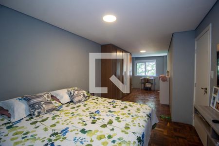 Casa à venda com 1100m², 6 quartos e 15 vagasQuarto