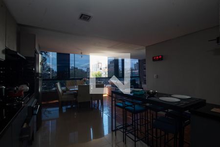 Casa à venda com 1100m², 6 quartos e 15 vagasCozinha