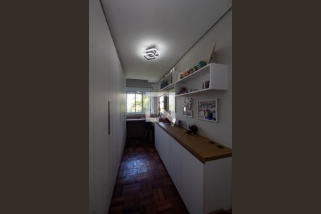 Casa à venda com 1100m², 6 quartos e 15 vagasQuarto