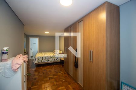 Casa à venda com 1100m², 6 quartos e 15 vagasQuarto