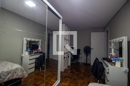 Casa à venda com 1100m², 6 quartos e 15 vagasQuarto