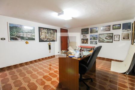 Casa à venda com 225m², 3 quartos e 2 vagasQuarto Edícula 