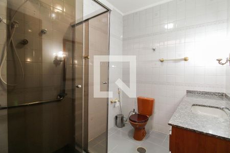 Casa à venda com 225m², 3 quartos e 2 vagasBanheiro