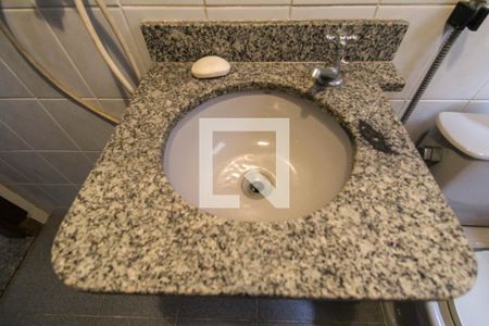 Casa à venda com 225m², 3 quartos e 2 vagasBanheiro de serviço 2