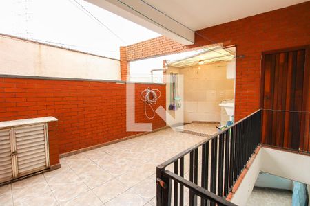 Casa à venda com 225m², 3 quartos e 2 vagasQuintal