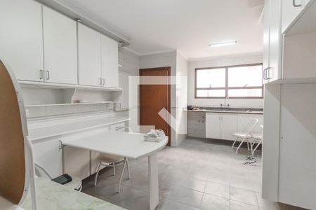Apartamento à venda com 186m², 3 quartos e 2 vagas Apartamento à venda com 186m², 3 quartos e 2 vagasCozinha
