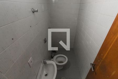 Apartamento à venda com 186m², 3 quartos e 2 vagas Apartamento à venda com 186m², 3 quartos e 2 vagasbanheiro do quarto de empregado