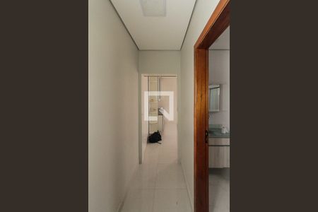 Corredor de casa à venda com 3 quartos, 100m² em Vila Alpina, São Paulo