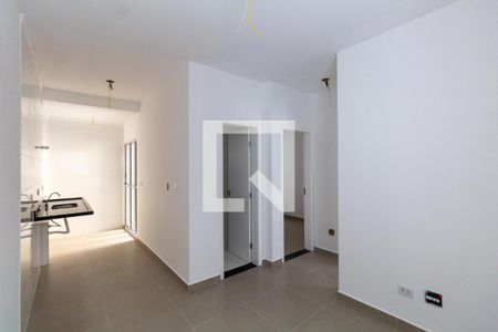 Apartamento à venda com 245000m², 2 quartos e sem vagaSala e Cozinha Integrada 