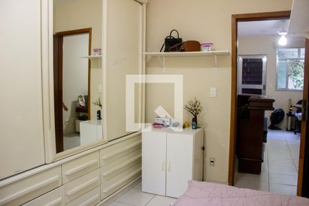 Quarto 1 de casa à venda com 2 quartos, 54m² em Catete, Rio de Janeiro