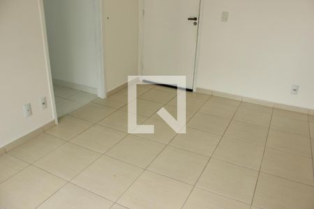 Sala de apartamento para alugar com 2 quartos, 53m² em Jardim Flor da Montanha, Guarulhos