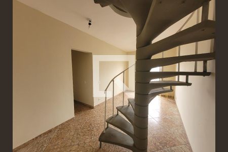 Sala de apartamento para alugar com 3 quartos, 120m² em Vila Itapura, Campinas