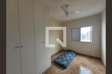 Suíte de apartamento para alugar com 3 quartos, 120m² em Vila Itapura, Campinas