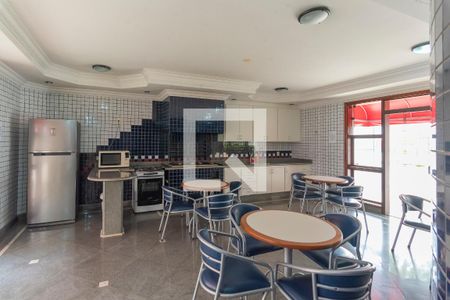 Apartamento para alugar com 260m², 4 quartos e 4 vagas Apartamento para alugar com 260m², 4 quartos e 4 vagasÁrea comum