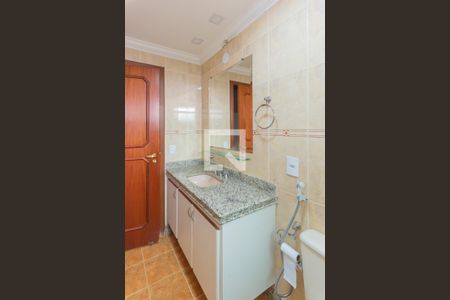 Apartamento para alugar com 260m², 4 quartos e 4 vagas Apartamento para alugar com 260m², 4 quartos e 4 vagasBanheiro Social