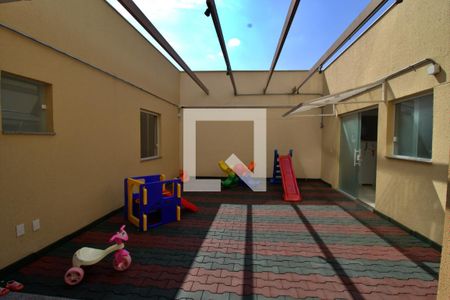 Apartamento para alugar com 42m², 2 quartos e 1 vagaÁrea comum - Playground