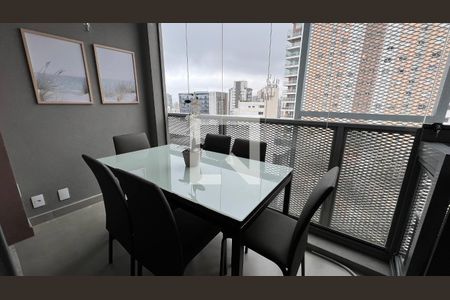 Studio para alugar com 26m², 1 quarto e sem vaga Studio para alugar com 26m², 1 quarto e sem vagaVaranda