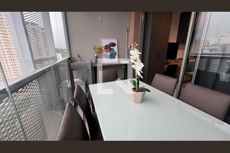 Studio para alugar com 26m², 1 quarto e sem vaga Studio para alugar com 26m², 1 quarto e sem vagaVaranda