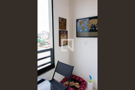 SACADA de apartamento à venda com 2 quartos, 58m² em Vila Itapura, Campinas