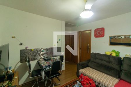 Sala de apartamento para alugar com 2 quartos, 47m² em Condomínio Vilage, Itaquaquecetuba