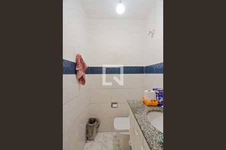 Casa à venda com 420m², 4 quartos e 2 vagasCasa 2 - banheiro