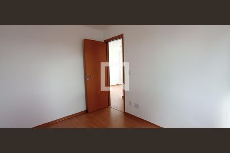 Quarto 2 de apartamento para alugar com 2 quartos, 46m² em Parque Sao Vicente, Mauá