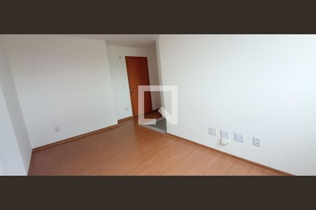 Sala de apartamento para alugar com 2 quartos, 46m² em Parque Sao Vicente, Mauá