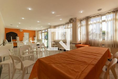 Apartamento para alugar com 64m², 2 quartos e 1 vagaÁrea comum - Salão de festas