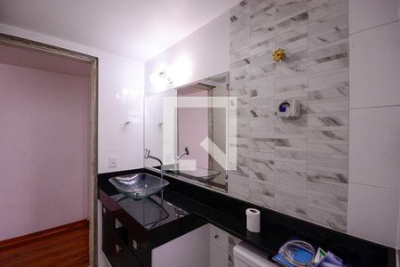Apartamento para alugar com 64m², 2 quartos e 1 vagaBanheiro 