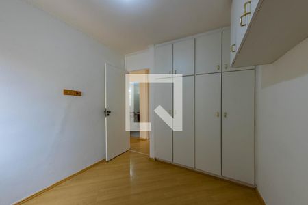 Quarto 1 de apartamento para alugar com 2 quartos, 52m² em Sítio Pinheirinho, São Paulo