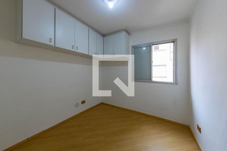 Quarto 1 de apartamento para alugar com 2 quartos, 52m² em Sítio Pinheirinho, São Paulo