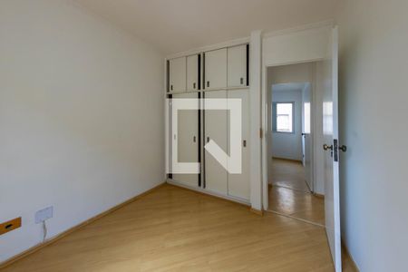 Quarto 2 de apartamento para alugar com 2 quartos, 52m² em Sítio Pinheirinho, São Paulo