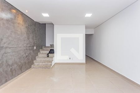 Sala de casa à venda com 3 quartos, 150m² em Vila Moraes, São Paulo