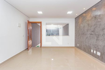 Sala de casa à venda com 3 quartos, 150m² em Vila Moraes, São Paulo