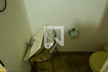 Casa à venda com 250m², 3 quartos e 2 vagas Casa à venda com 250m², 3 quartos e 2 vagasLavabo