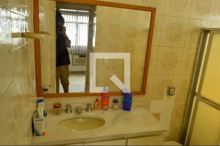 Casa à venda com 250m², 3 quartos e 2 vagas Casa à venda com 250m², 3 quartos e 2 vagasBanheiro da Suíte 2