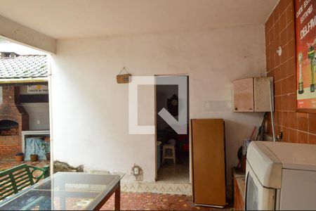 Casa à venda com 250m², 3 quartos e 2 vagas Casa à venda com 250m², 3 quartos e 2 vagasQuarto de Serviço