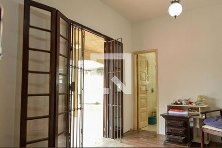 Casa à venda com 250m², 3 quartos e 2 vagas Casa à venda com 250m², 3 quartos e 2 vagasSuíte 3