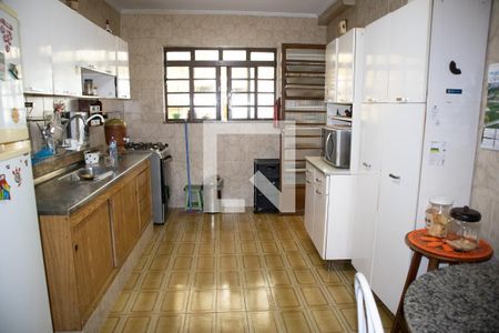 Casa à venda com 200m², 3 quartos e 2 vagasCozinha