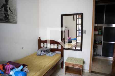 Quarto 2 de casa à venda com 3 quartos, 200m² em Vila Nelson, São Paulo