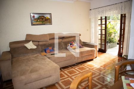 Sala de casa à venda com 3 quartos, 200m² em Vila Nelson, São Paulo