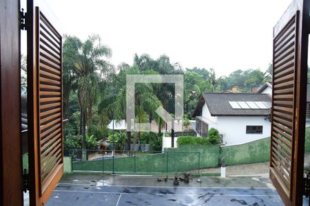 Casa de condomínio para alugar com 750m², 4 quartos e 8 vagasEscritório