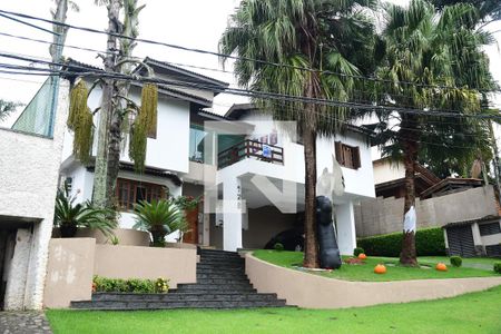 Casa de condomínio para alugar com 750m², 4 quartos e 8 vagasFachada