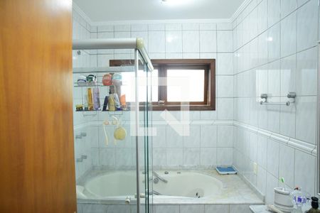 Casa de condomínio para alugar com 750m², 4 quartos e 8 vagasBanheiro da Suíte 2