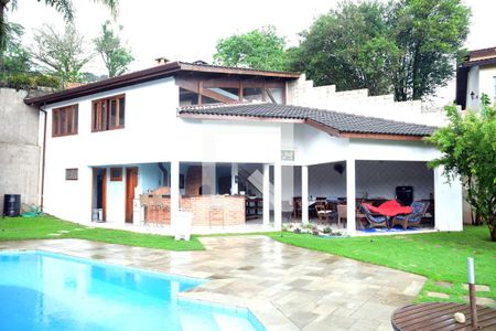 Casa de condomínio para alugar com 750m², 4 quartos e 8 vagasQuintal
