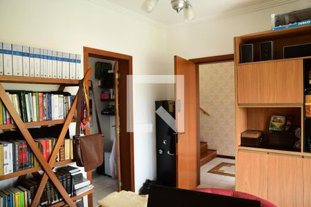 Casa de condomínio para alugar com 750m², 4 quartos e 8 vagasEscritório 2